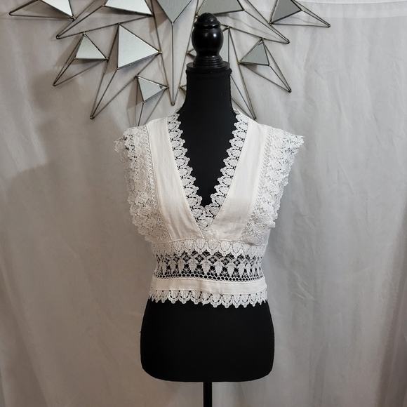 SHEIN Tops - Shein white lace tank top